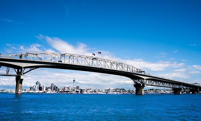 Visit-Auckland-Harbour-Bridge-with-KING-Rentalcars.jpg