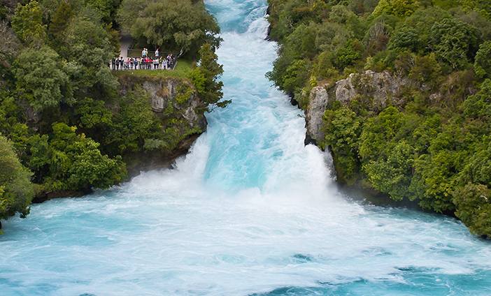 Visit-Huka-Falls-with-KING-Rentalcars.jpg