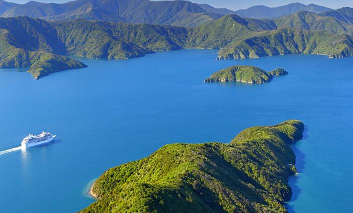 Visit-Marlborough-Sounds-with-KING-Rentalcars.jpg