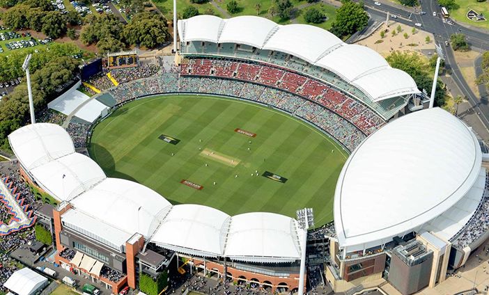 Visit-Adelaide-Oval-with-KING-Rentalcars.jpg