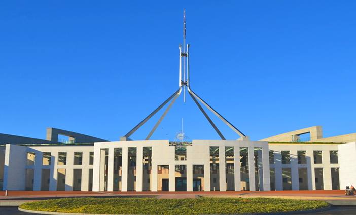 Visit-New-Parliament-House-with-KING-Rentalcars.jpg